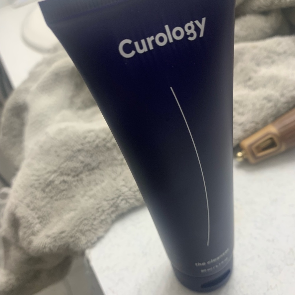 COPY - Curology Cleanser 80 ml 2.7 oz  Cleans And Balances Skin ** NEW ** Sealed